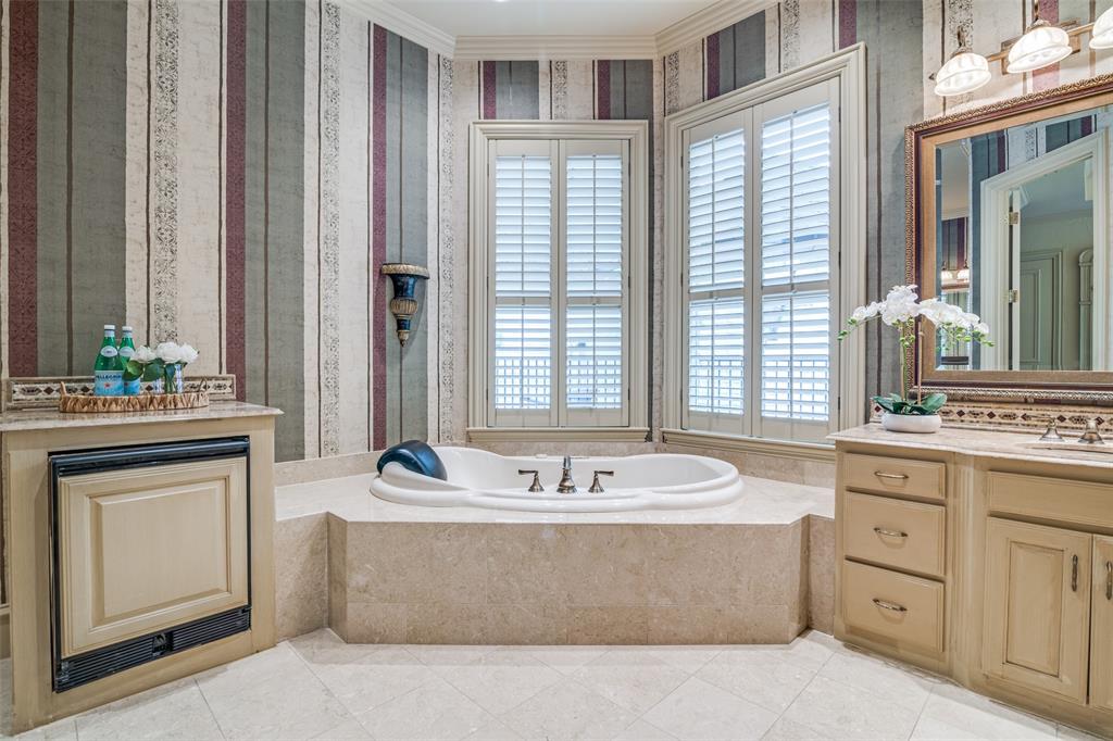 Whispering Spgs - Residential