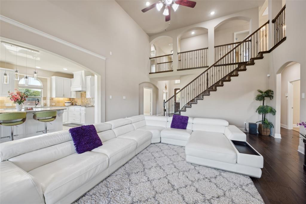 5225 Edgebrook Way