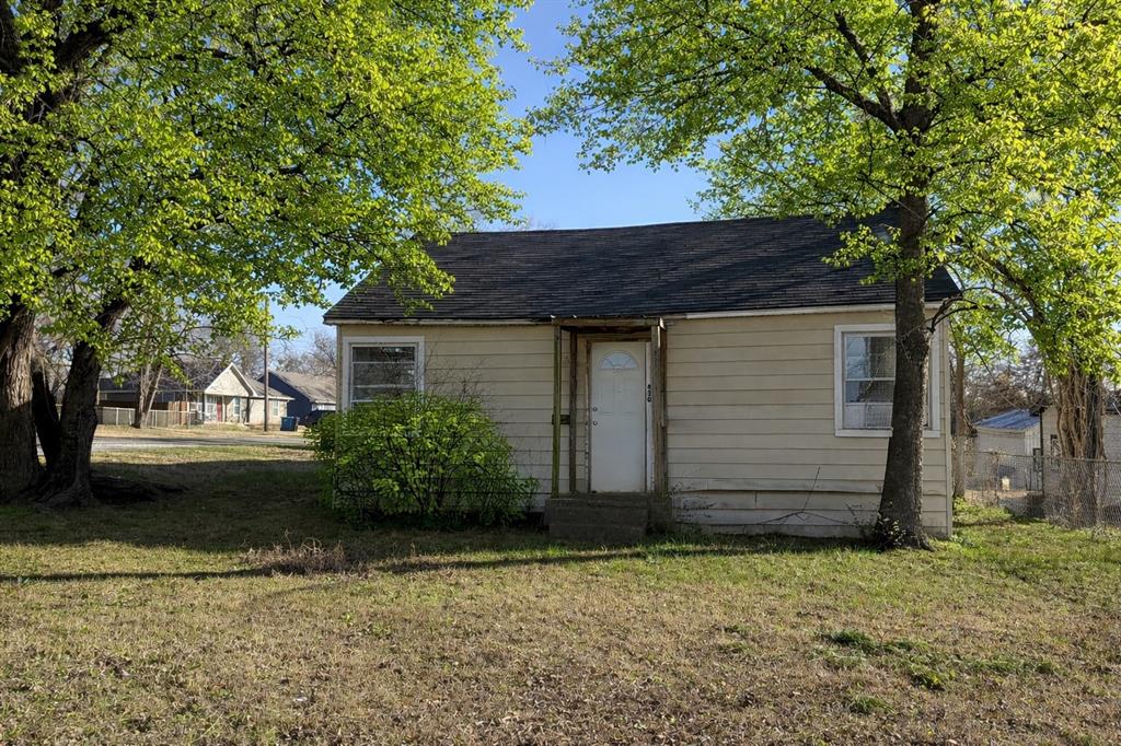 430 E Parnell Street