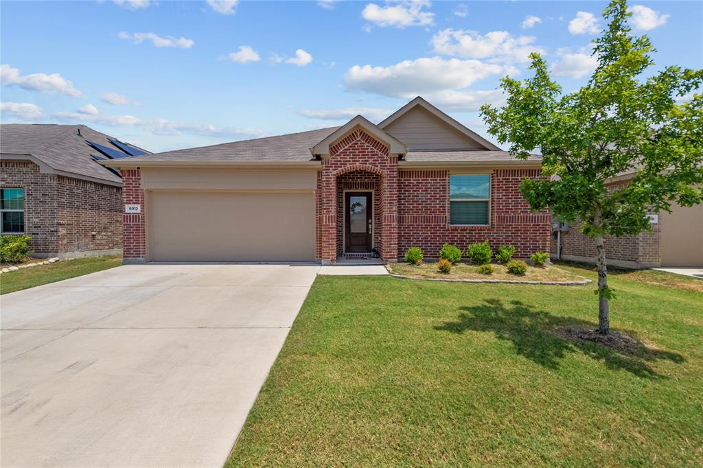 6912 Waterloo Lane