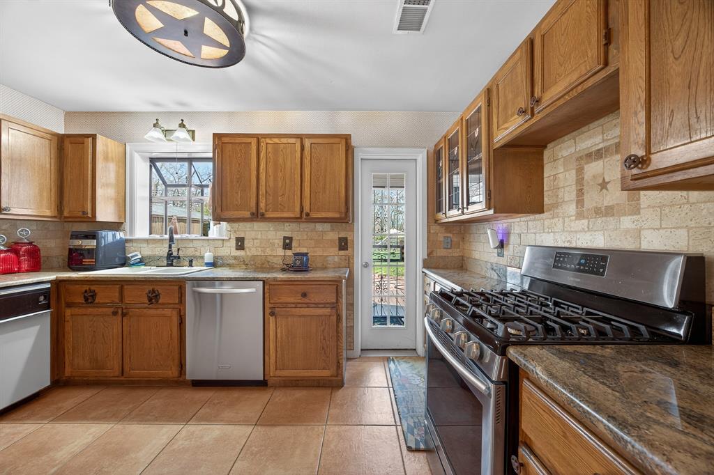 2525 Goldenrod Avenue