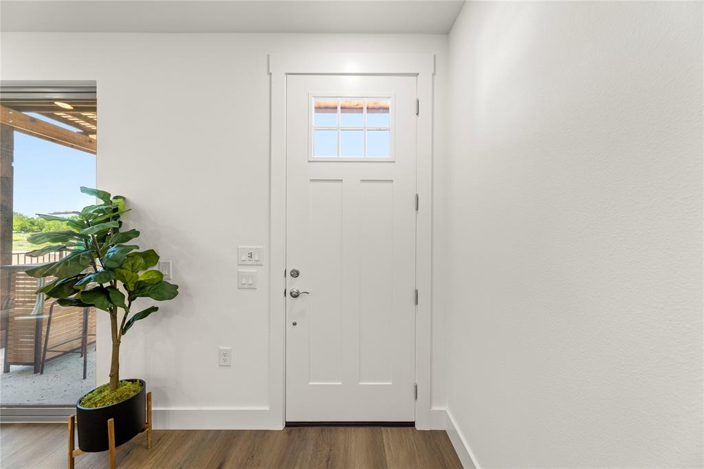 2877 Edmondson