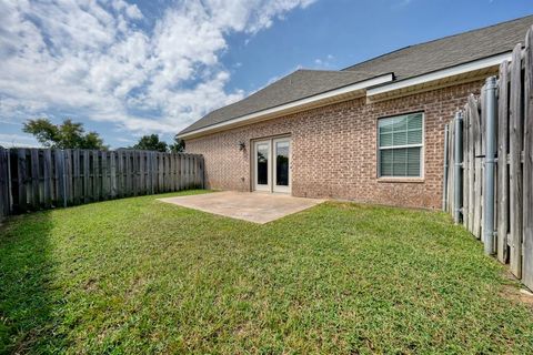 A home in Lindale