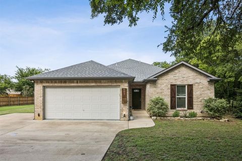 601 S 4th Street Crandall TX 75114