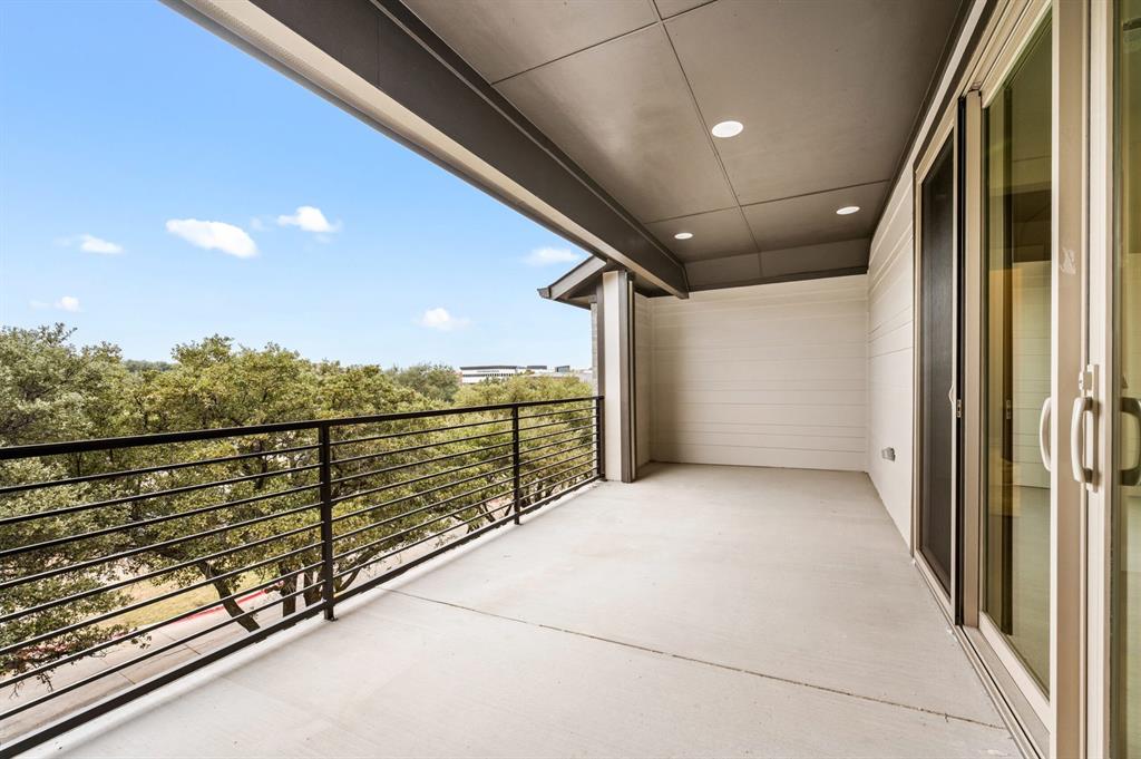 Linkside Las Colinas - Residential