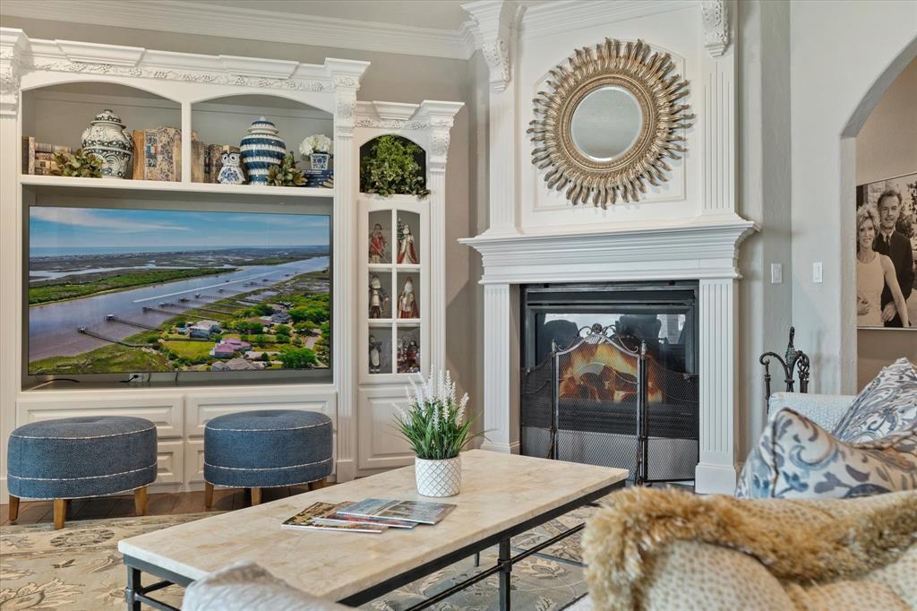 1904 W Emerald Bend Court