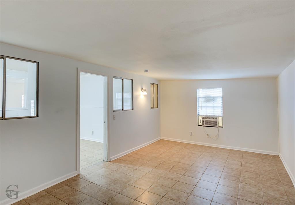 Swan Lake 04 - Residential