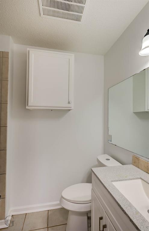 Swan Lake 04 - Residential