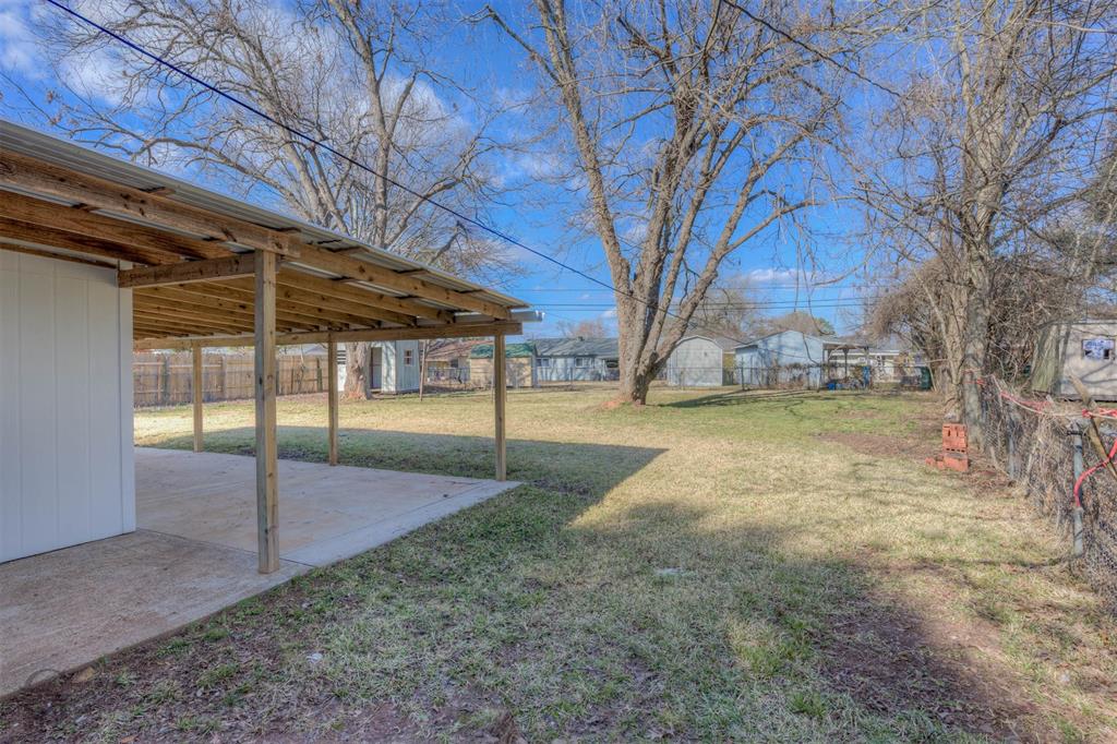 Swan Lake 04 - Residential