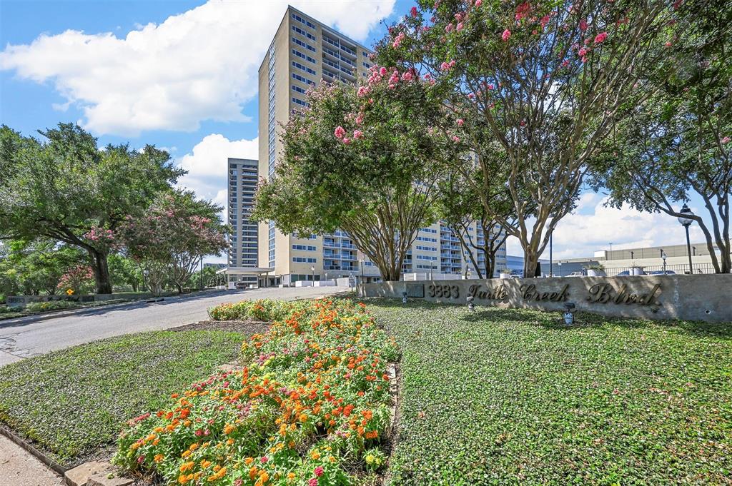 Twenty 1 Turtle Crk Condo - Residential