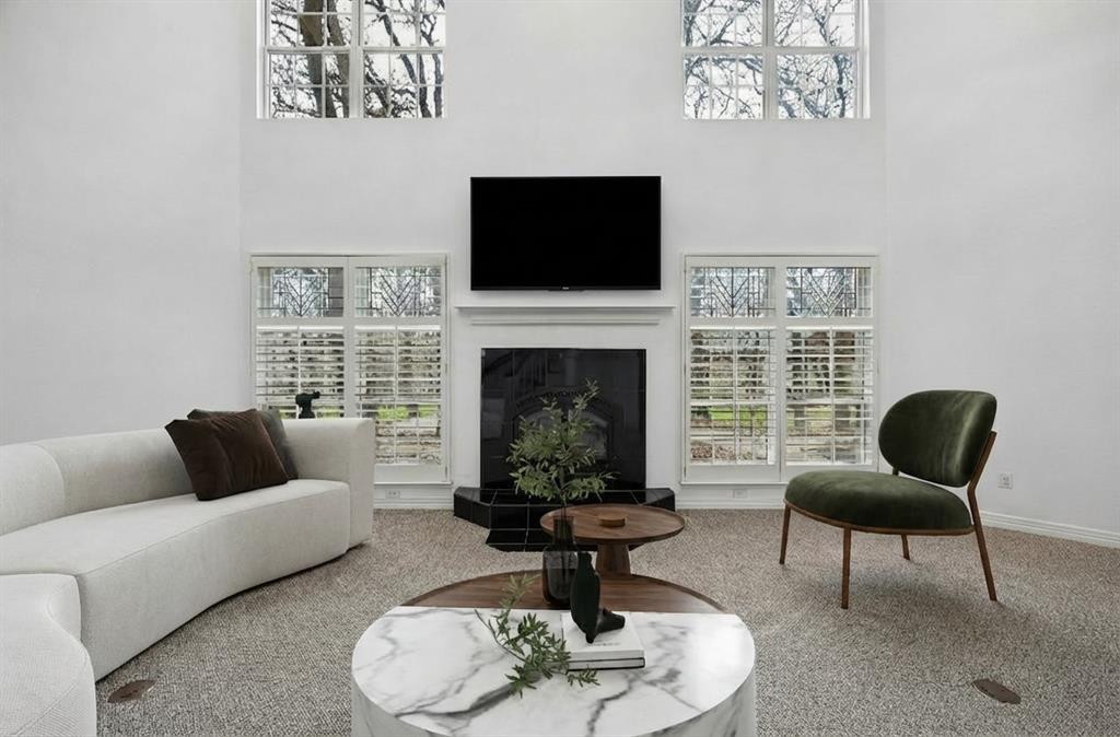 Emerald Sound At Lake Lewisvil - Residential