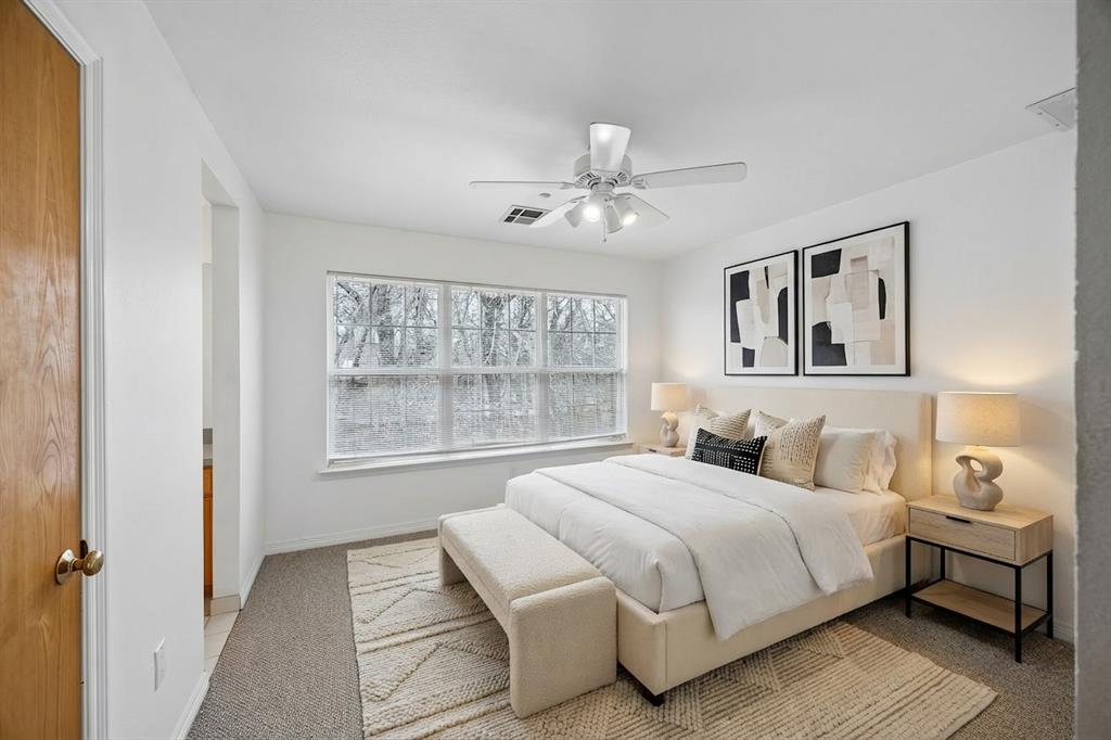 Emerald Sound At Lake Lewisvil - Residential