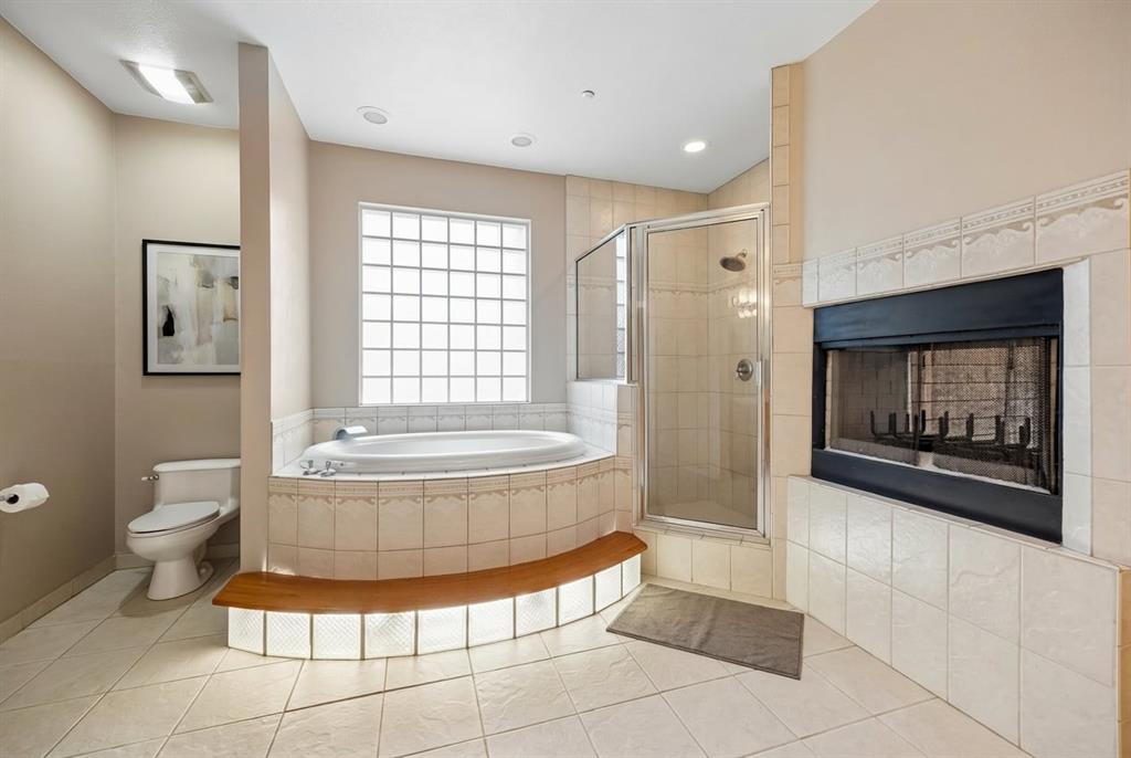 Emerald Sound At Lake Lewisvil - Residential