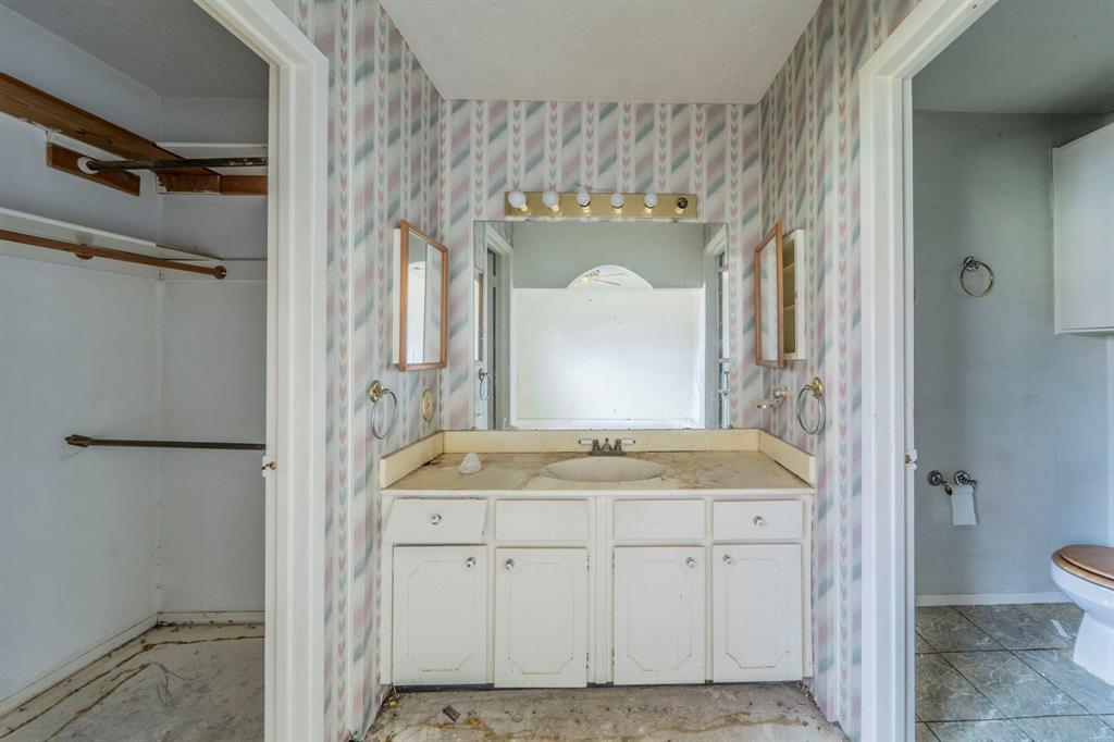 Skyline 04 - Residential