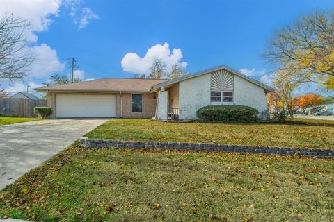217 Skylark Street Mesquite TX 75149