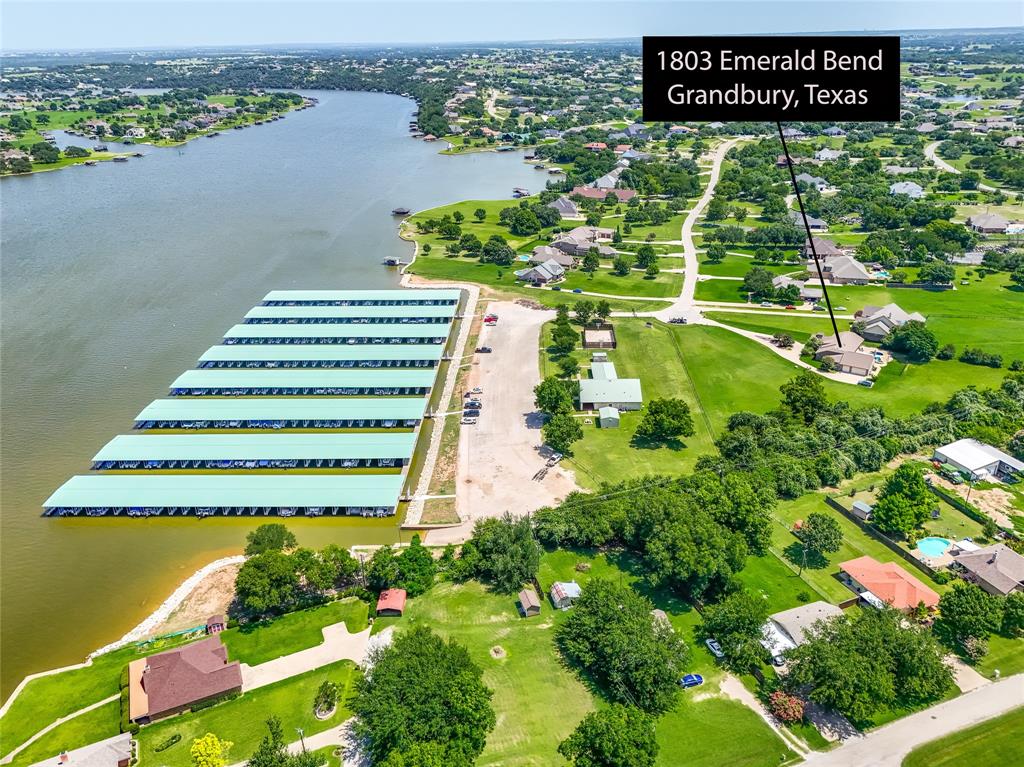 1803 W Emerald Bend Court
