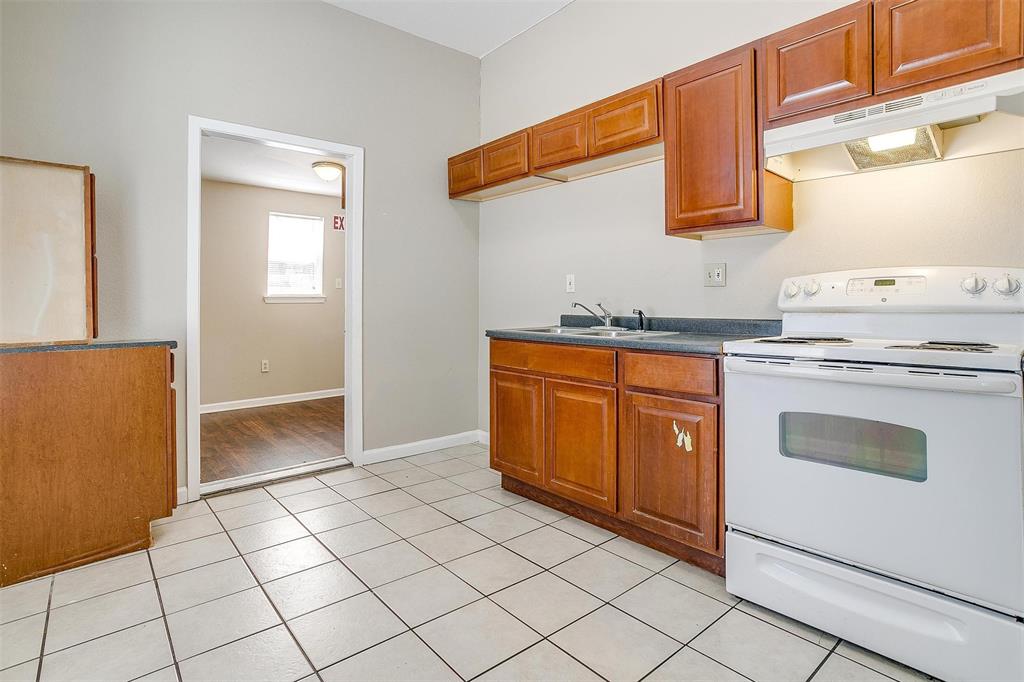 Tucker Add - Commercial Lease