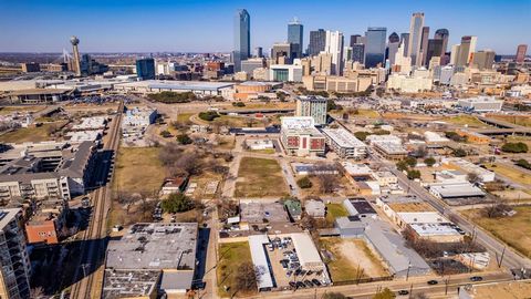 1204 Powhattan Street Dallas TX 75215