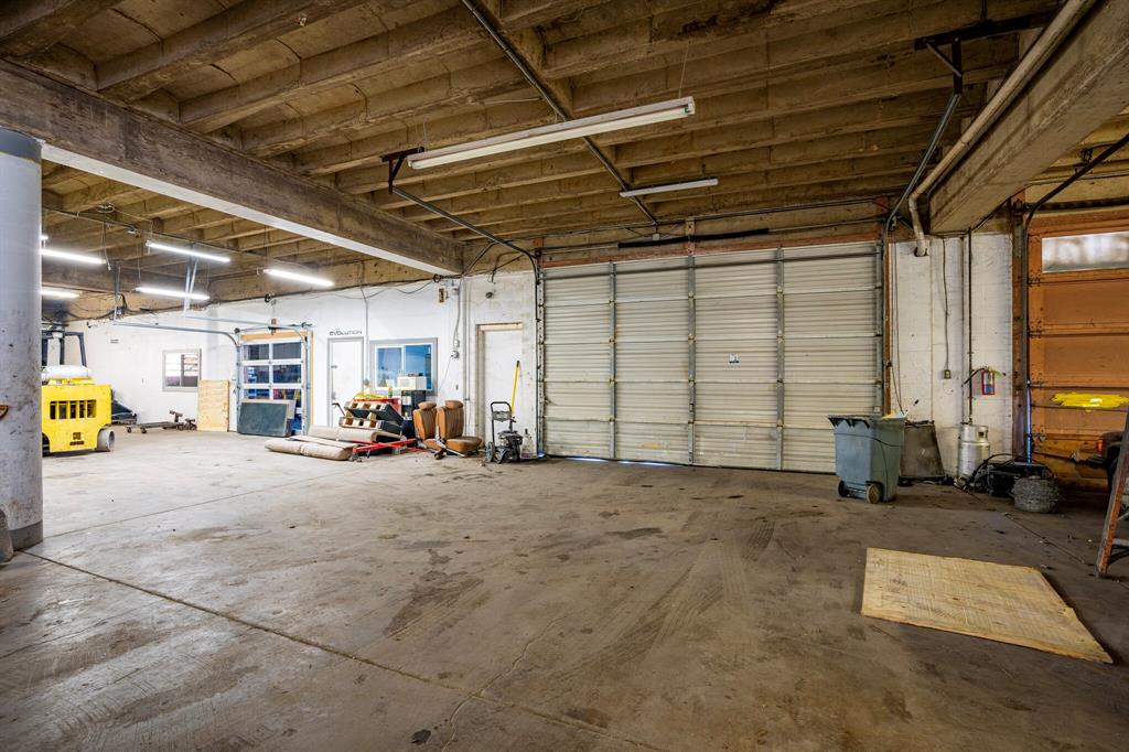 Walnut Grove - Commercial Lease