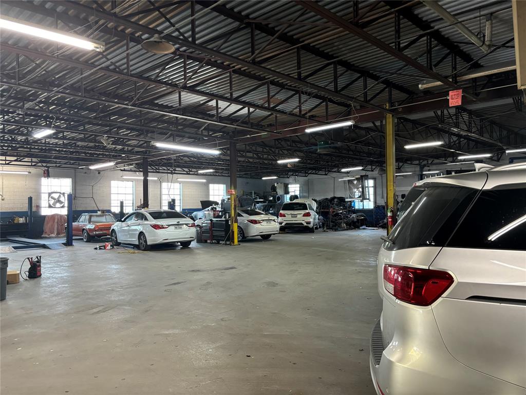 Walnut Grove - Commercial Lease