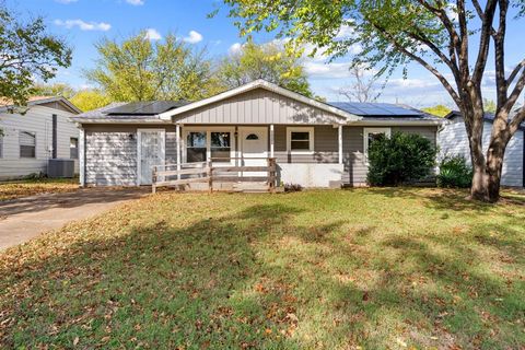 2003 Dennis Street Irving TX 75062