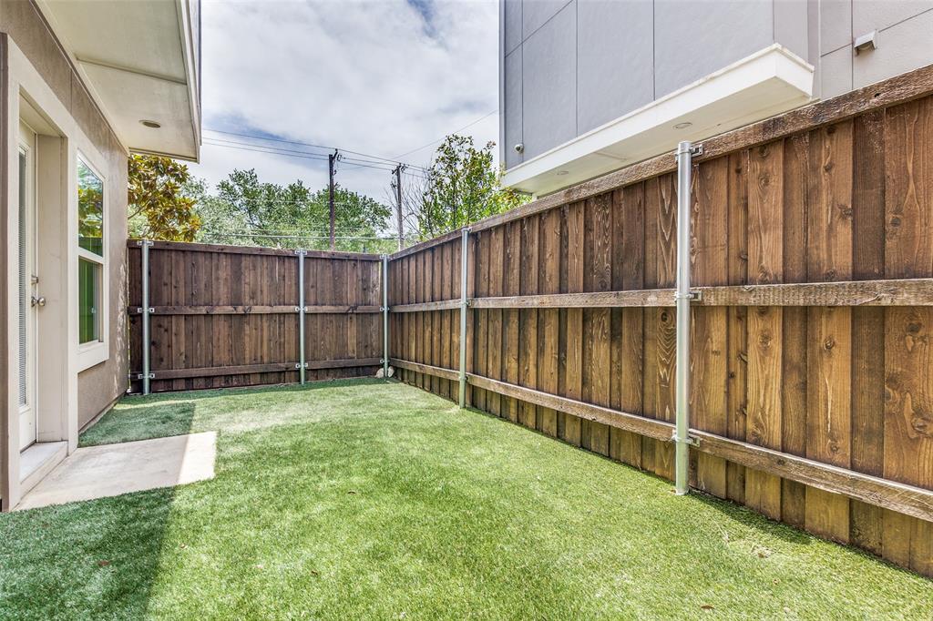 731 Spanish Oaks Place