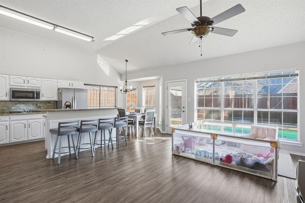 3944 Cedar Ridge Drive