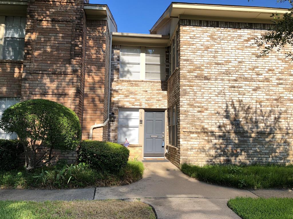 513 Towne House Lane