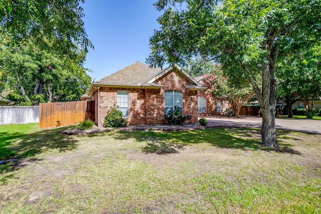 9406 S Longwood Drive