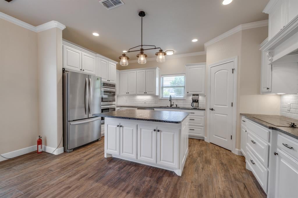 6710 Summerwood Trail