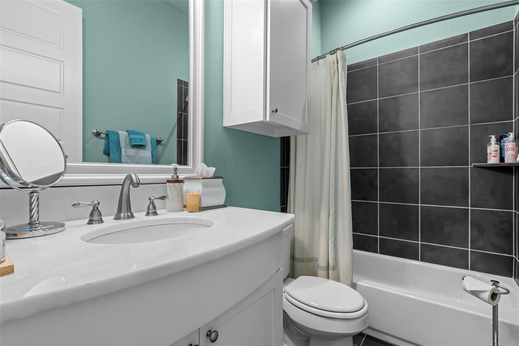 Bella Flora - Residential