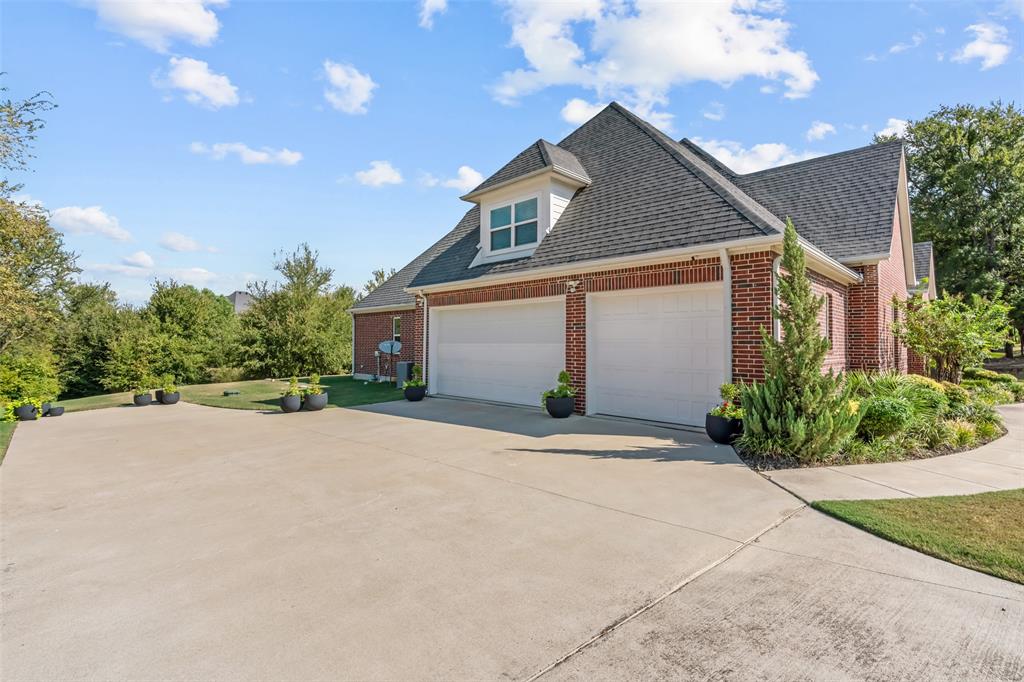 Bella Flora - Residential