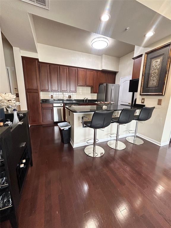 3225 Turtle Creek Boulevard 1607