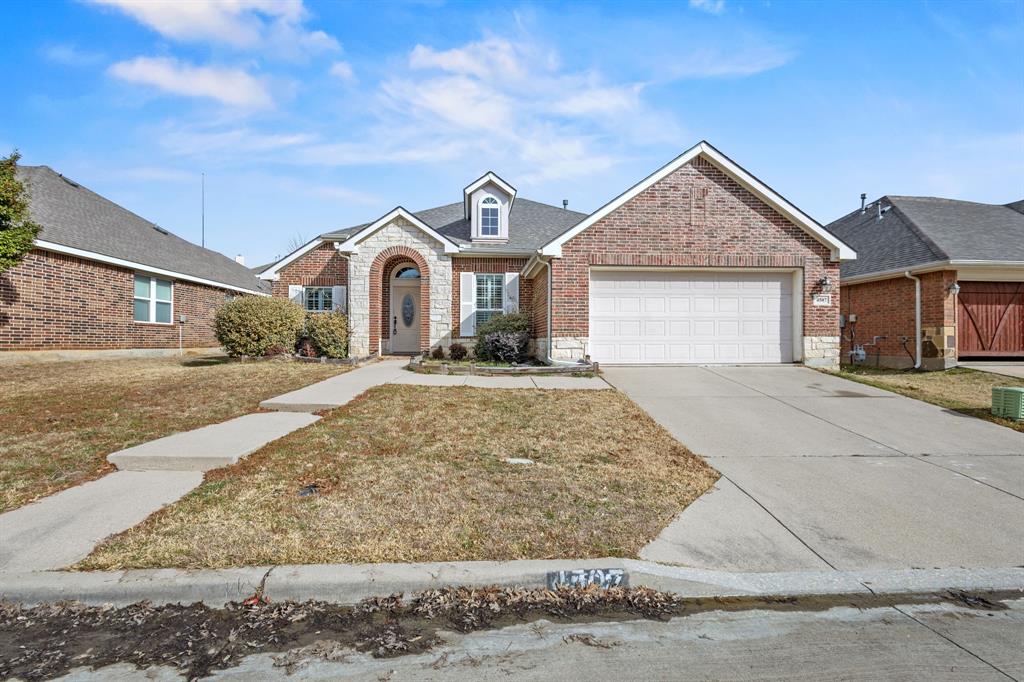 Foxwood Glen - Residential