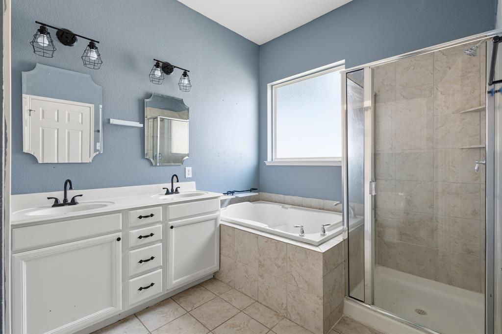 Foxwood Glen - Residential