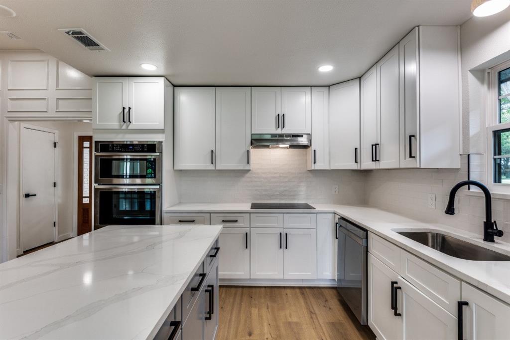 6504 Hilltop Trail