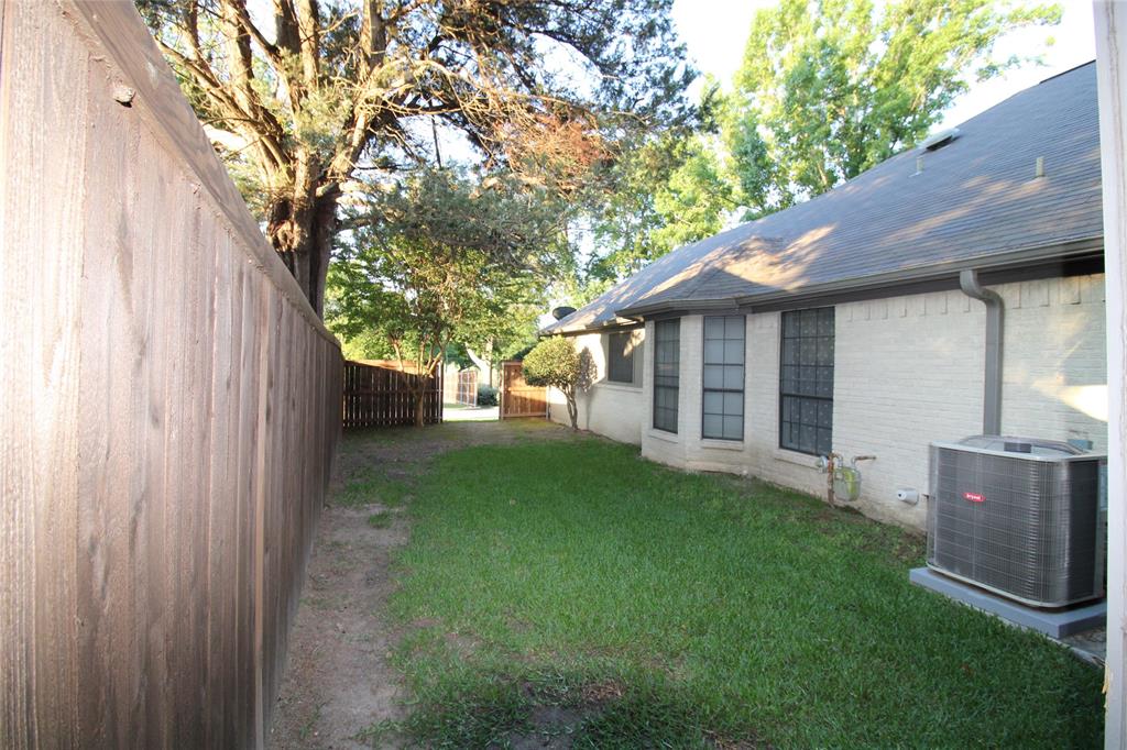603 Redbud Circle