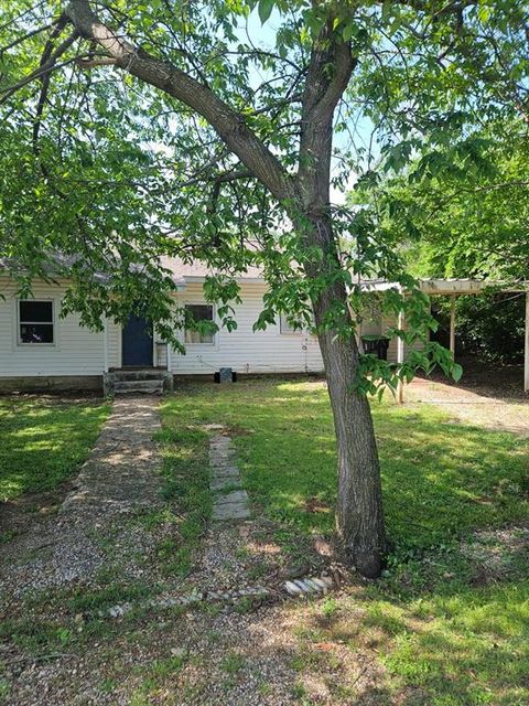 307 W Main Street Pilot Point TX 76258