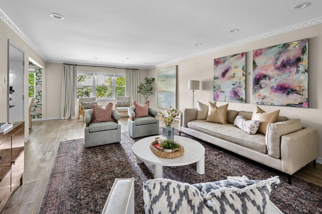 Condo Fontainebleau - Residential