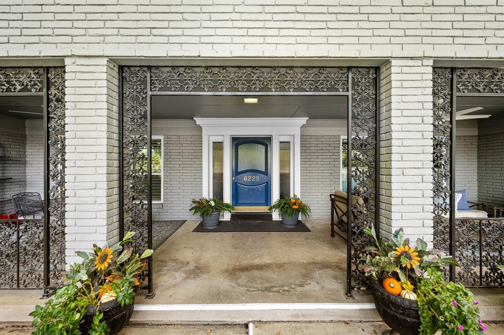 Condo Fontainebleau - Residential