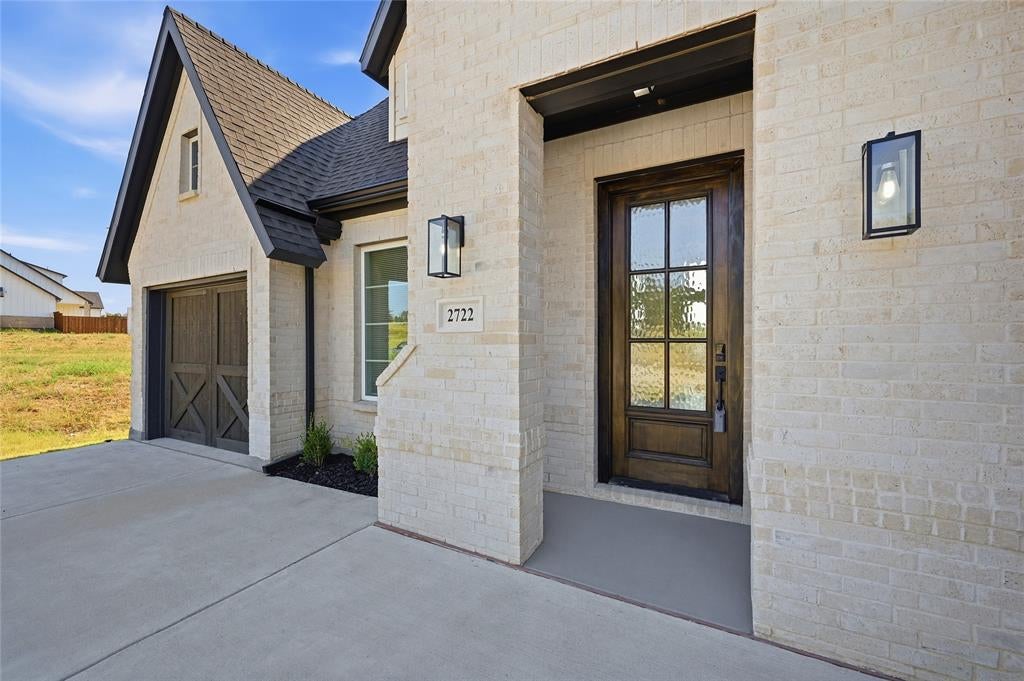 2722 Stonecrest Drive