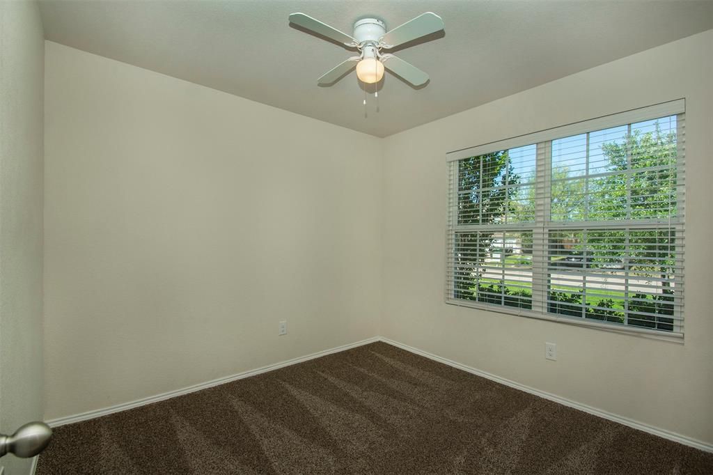 Photo of 1423 Swan Ridge Drive, Sherman, TX 75092 (MLS # 21215334)