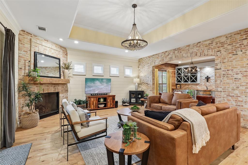 1020 Ivy Lane