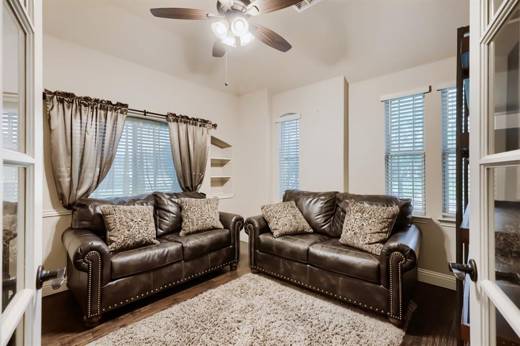 1221 Kittery Drive
