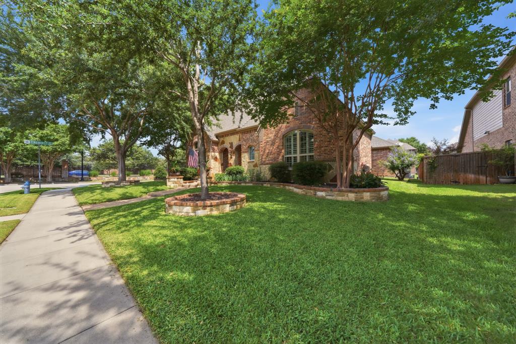 936 Birdsong Drive