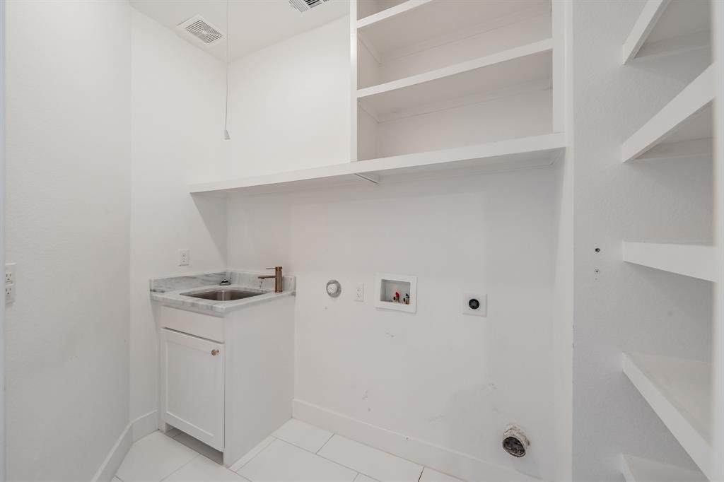 Hills Of Lake Country - Residential