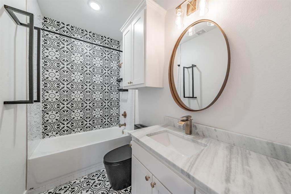 Hills Of Lake Country - Residential