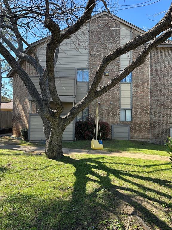 Pecan Chase Condo - Residential