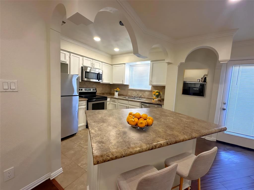 Pecan Chase Condo - Residential