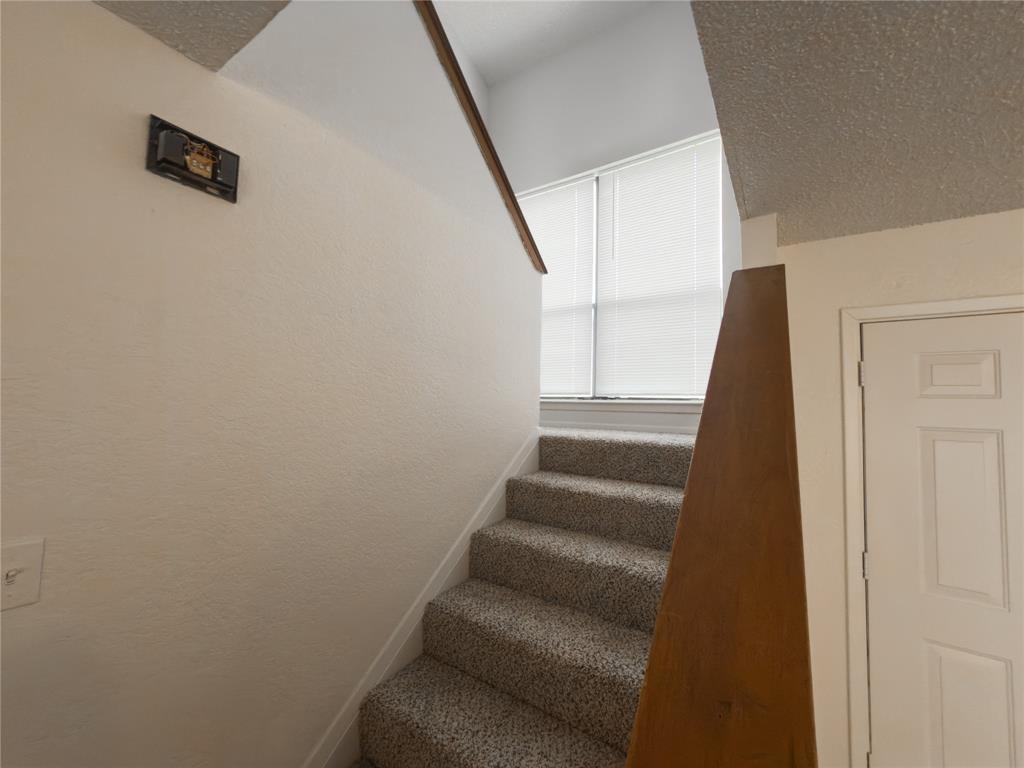 CHAMBERLAIN ARLINGTON HTS 2ND - Residential Lease